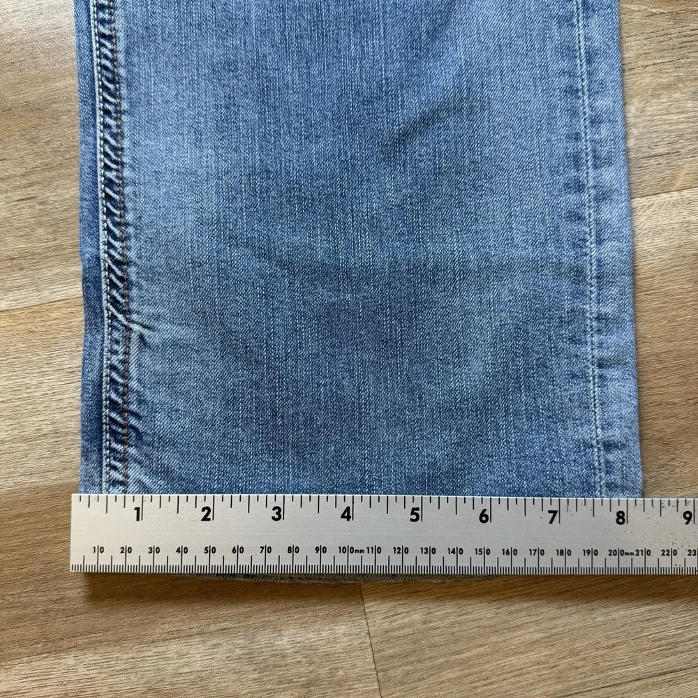 Diesel Jeans Men 32x30 Blue Larkee-Relaxed Comfort Straight Leg Destroyed 0811E